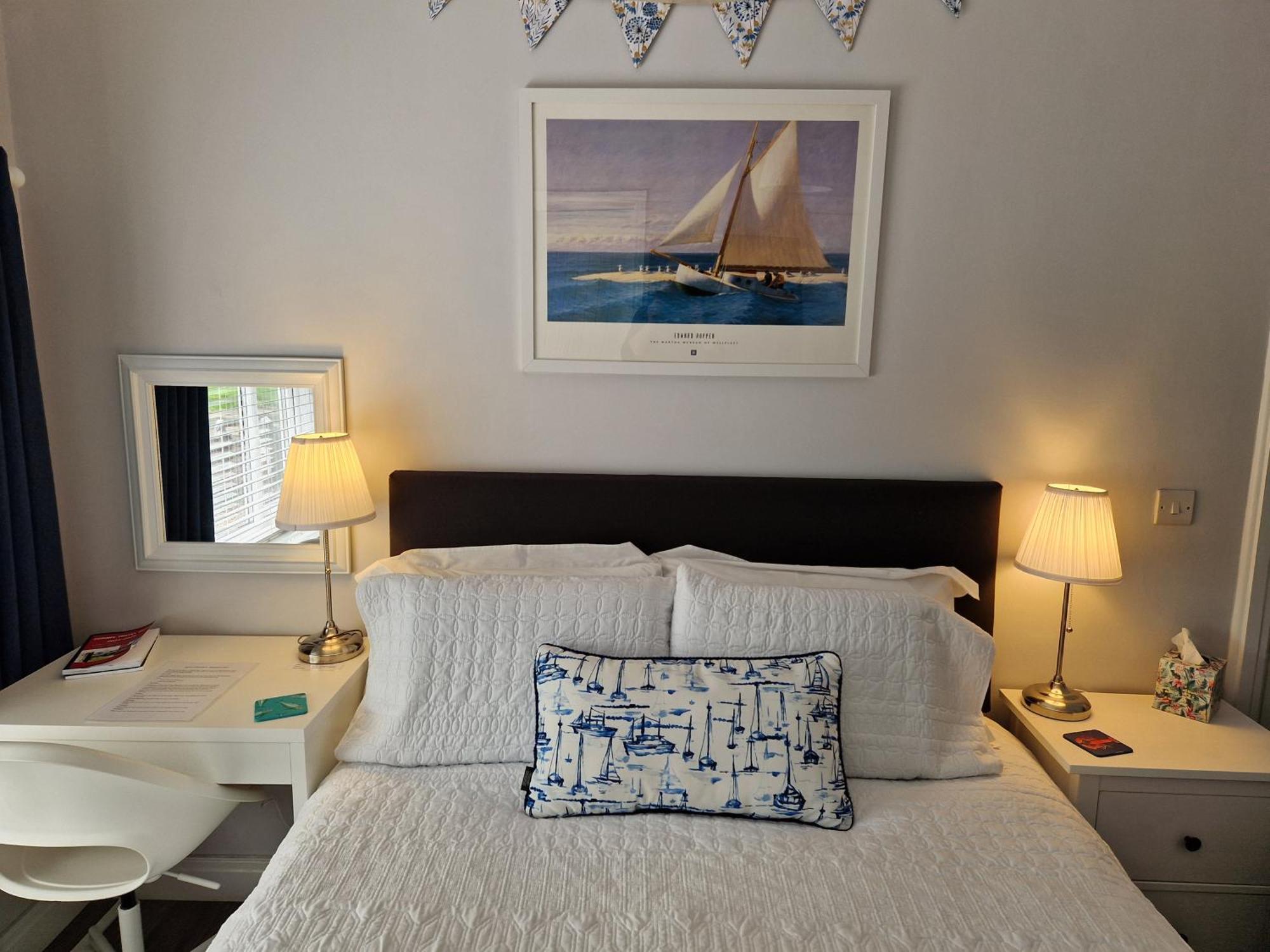 Room On Heath Park カーディフ エクステリア 写真